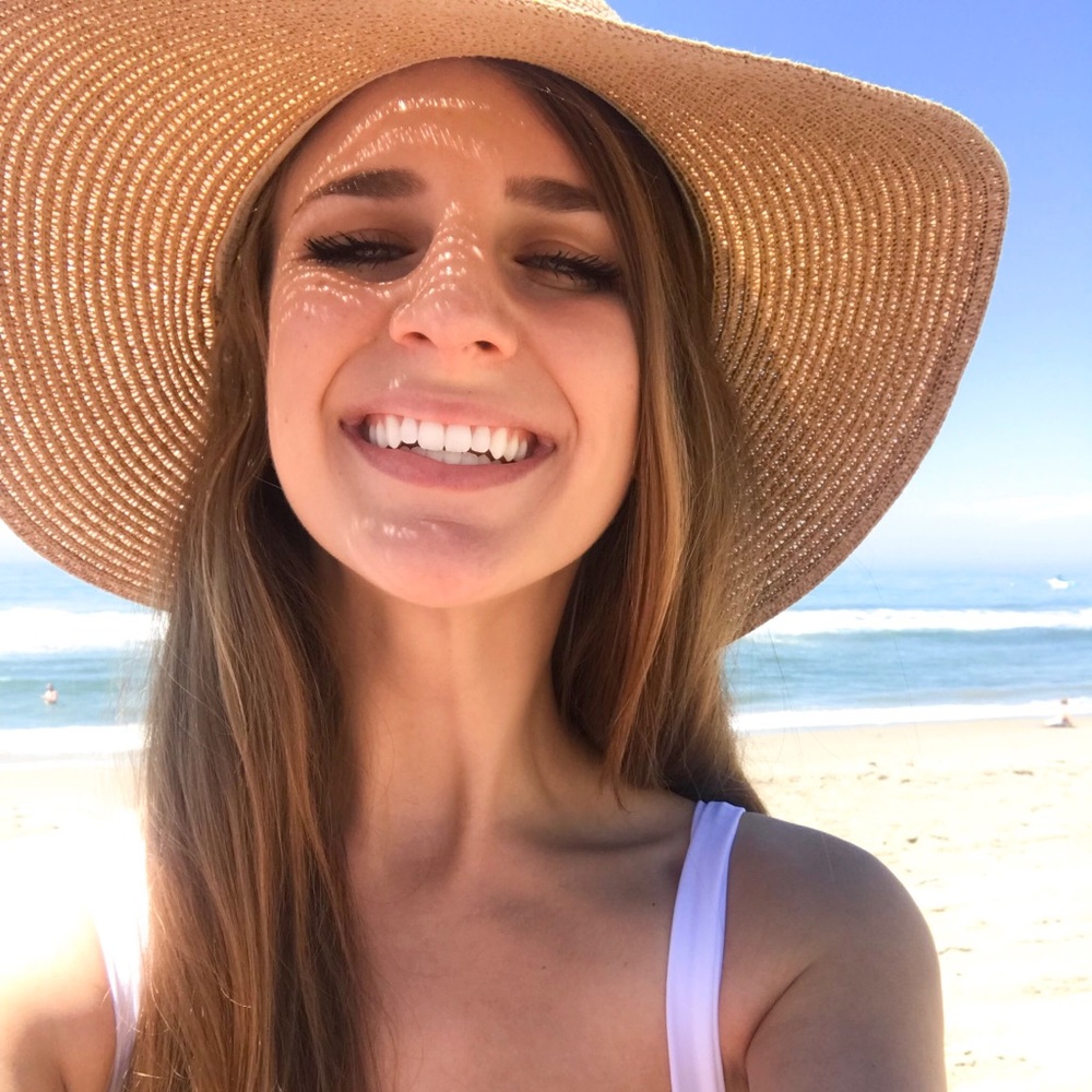 Meet your Posher, Lauren